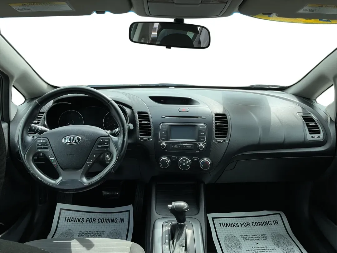 2014 Kia Forte EX (KNAFX5A88E5) with an 2L I-4 gasoline direct injection engine, located at 4508 South Dixie Dr, Moraine, OH, 45439, (937) 908-9800, 39.689976, -84.218452 - **Discover Your Next Adventure with the 2014 Kia Forte EX at Advantage Car and Credit!**<br /> <br /> Are you ready to elevate your daily commute or embark on weekend adventures? The 2014 Kia Forte EX is the perfect companion, whether you're navigating the bustling streets of Fairborn, OH, or hittin - Photo#19