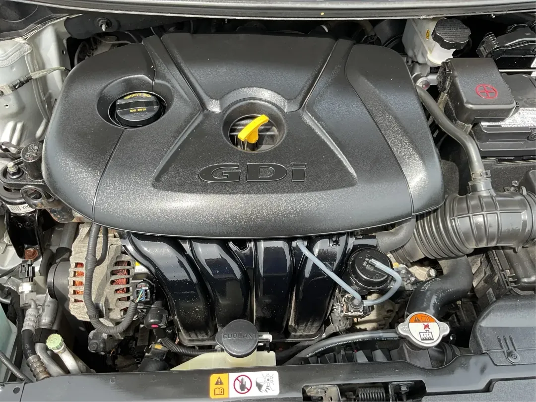 2014 Kia Forte EX (KNAFX5A88E5) with an 2L I-4 gasoline direct injection engine, 6-Speed Automatic transmission, located at 401 Woodman Dr, Riverside, OH, 45431, (937) 908-9800, 39.760899, -84.123421 - **Discover Your Next Adventure with the 2014 Kia Forte EX at Advantage Car and Credit!**<br /> <br /> Are you ready to elevate your daily commute or embark on weekend adventures? The 2014 Kia Forte EX is the perfect companion, whether you're navigating the bustling streets of Fairborn, OH, or hittin - Photo#11