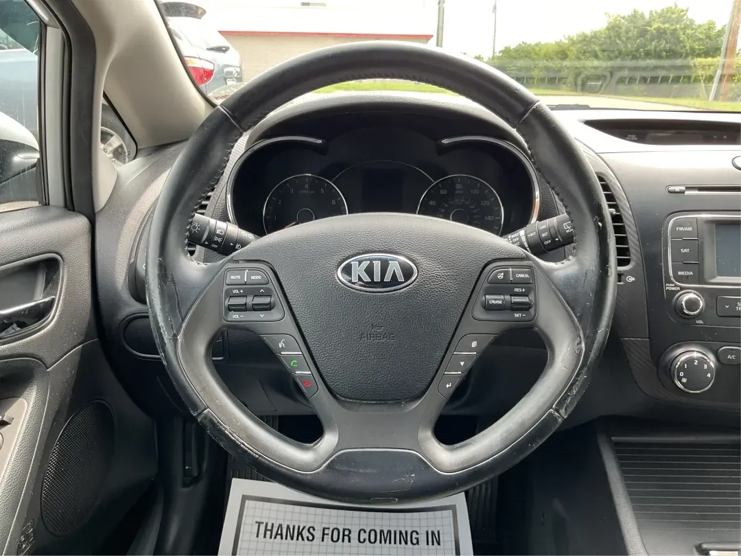 2014 Kia Forte EX (KNAFX5A88E5) with an 2L I-4 gasoline direct injection engine, 6-Speed Automatic transmission, located at 401 Woodman Dr, Riverside, OH, 45431, (937) 908-9800, 39.760899, -84.123421 - **Discover Your Next Adventure with the 2014 Kia Forte EX at Advantage Car and Credit!**<br /> <br /> Are you ready to elevate your daily commute or embark on weekend adventures? The 2014 Kia Forte EX is the perfect companion, whether you're navigating the bustling streets of Fairborn, OH, or hittin - Photo#16